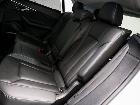 Used 2023 Audi Q8 Premium Plus w/ Premium Plus Package image 20