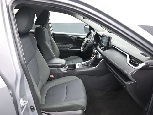 Certified 2022 Toyota RAV4 LE AWD/4WD image 24