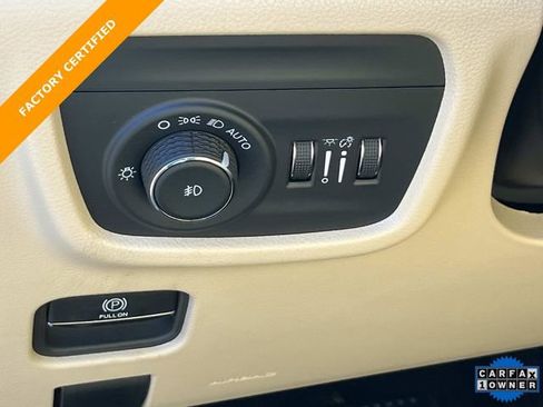 Certified 2025 Jeep Grand Cherokee L Limited w/ Luxury Tech Group II image 29