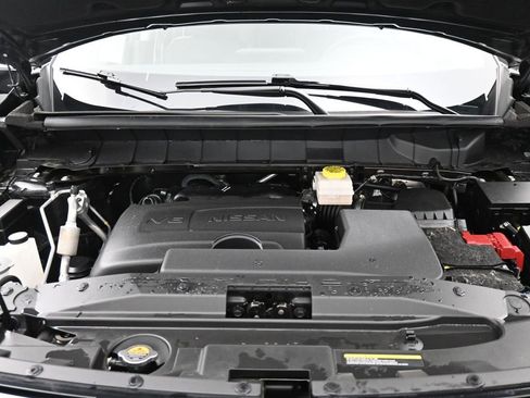 Used 2024 Nissan Pathfinder Platinum w/ Cargo Package image 20