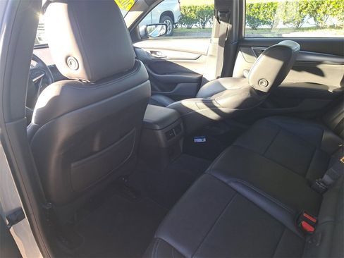 Used 2025 Cadillac CT5 Premium Luxury image 10