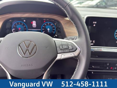 New 2026 Volkswagen Atlas SE FWD image 19