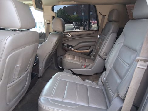 Used 2015 GMC Yukon Denali w/ Open Road Package RWD image 17