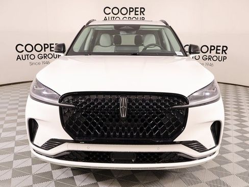 New 2026 Lincoln Aviator Reserve image 9