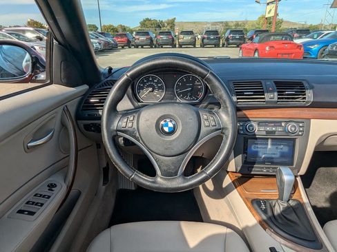 Used 2008 BMW 128i Convertible image 26