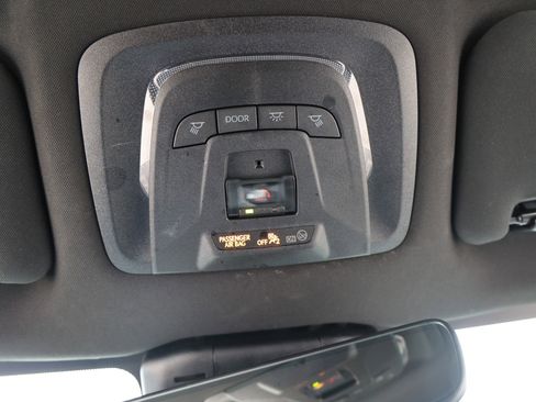 Used 2023 Toyota Crown Limited image 27