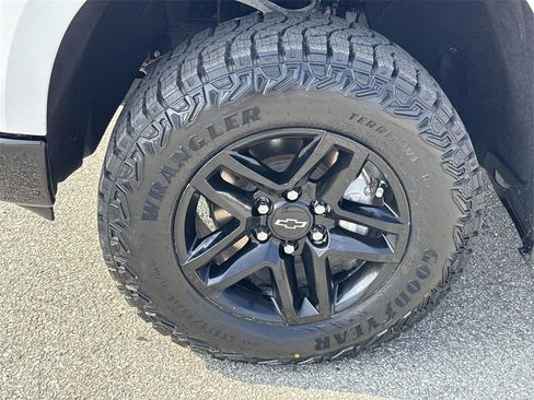 Used 2024 Chevrolet Silverado 1500 LT Trail Boss w/ Protection Package image 30