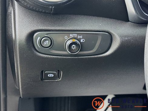 Certified 2022 Chevrolet Blazer LT image 10