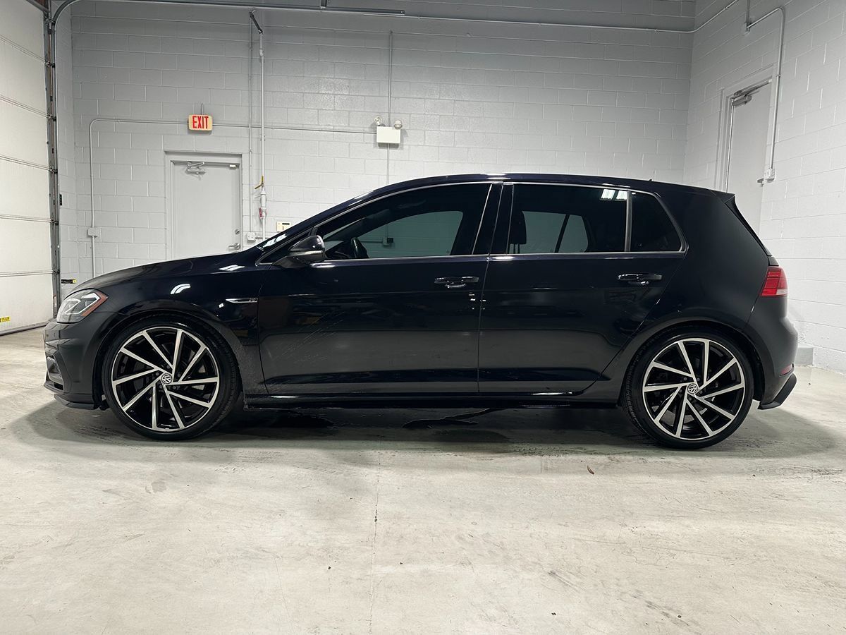 Used 2018 Volkswagen Golf 4-Door AWD/4WD image 15