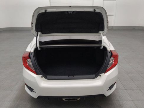 Used 2020 Honda Civic Sport image 29