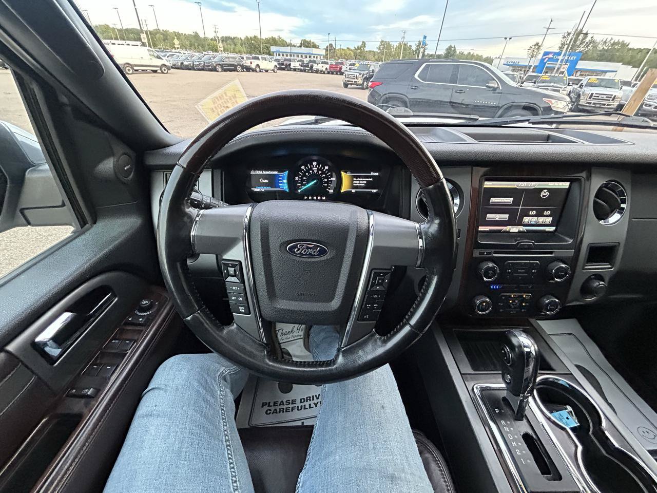 Used 2015 Ford Expedition Platinum AWD/4WD image 31