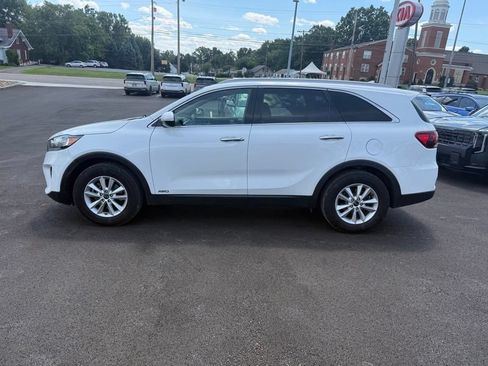 Used 2019 Kia Sorento AWD w/ LX Convenience Package image 5