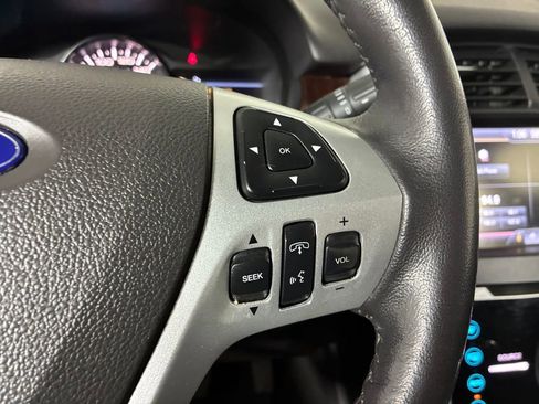 Used 2014 Ford Edge Limited w/ Driver Entry Package image 11