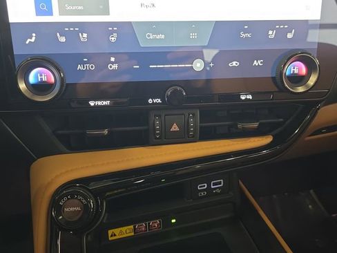 Used 2024 Lexus NX 350 AWD image 23