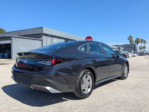 Used 2026 Hyundai Sonata SE FWD image 5