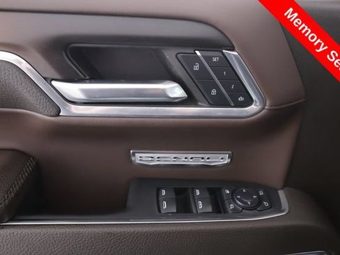 Used 2024 GMC Sierra 1500 Denali AWD/4WD image 19