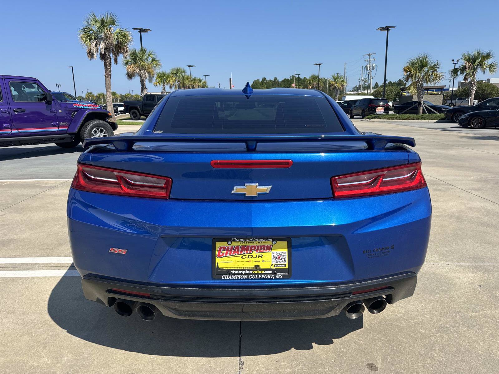 Used 2017 Chevrolet Camaro SS RWD image 6
