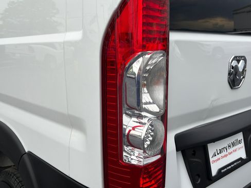 Used 2023 RAM ProMaster 2500 FWD image 18