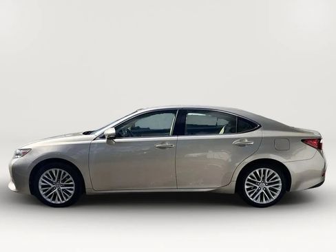 Used 2014 Lexus ES 350 w/ Luxury Package FWD image 13