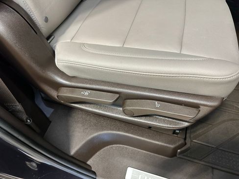 Used 2022 Chevrolet Tahoe Z71 w/ Max Trailering Package image 43