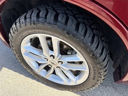 Used 2023 Dodge Durango GT image 35