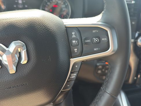 Used 2025 RAM 1500 Big Horn AWD/4WD image 22