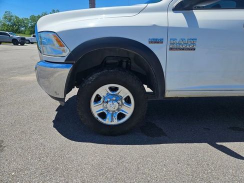 Used 2018 RAM 2500 Tradesman w/ Chrome Appearance Group AWD/4WD image 27