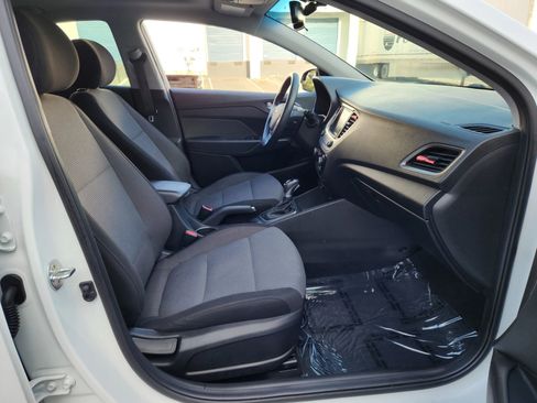 Used 2018 Hyundai Accent Limited image 17