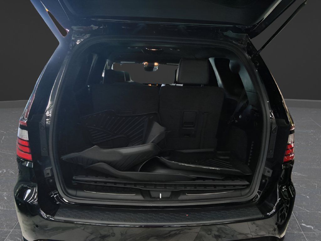 Used 2023 Dodge Durango SRT w/ Trailer Tow Group IV AWD/4WD image 8