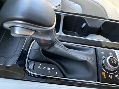 Used 2022 Kia Telluride SX w/ Nightfall Edition Package image 25