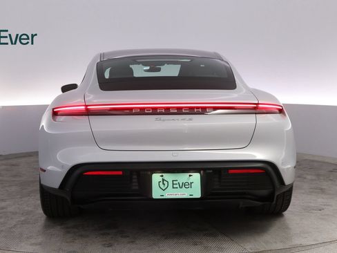 Used 2023 Porsche Taycan 4S w/ Premium Package AWD/4WD image 15