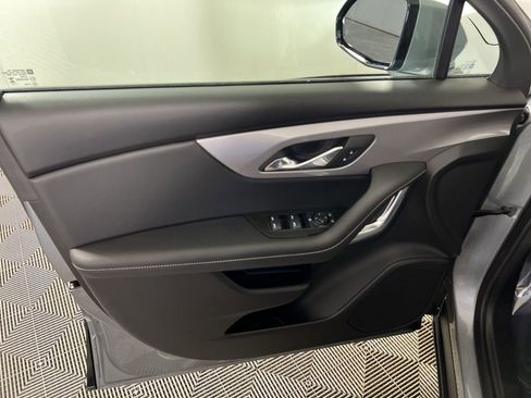 Used 2025 Chevrolet Blazer LT image 21