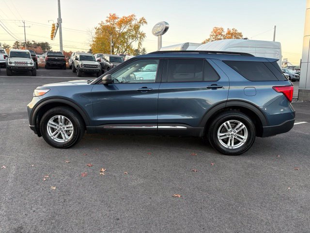 Used 2020 Ford Explorer XLT w/ Equipment Group 202A AWD/4WD image 6