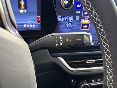 New 2026 Chevrolet Equinox EV LT image 22