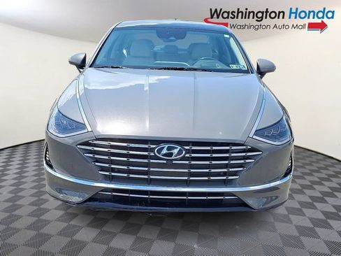 Used 2021 Hyundai Sonata Limited FWD image 2
