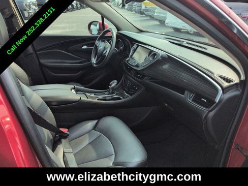 Used 2017 Buick Envision Essence FWD image 19