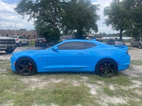 Used 2023 Chevrolet Camaro SS RWD image 2