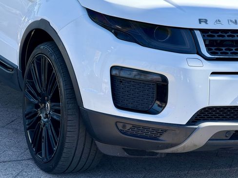 Used 2018 Land Rover Range Rover Evoque SE AWD/4WD image 5