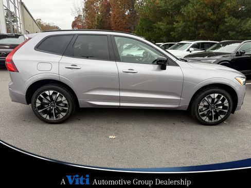 Used 2026 Volvo XC60 B5 Plus w/ Protection Package Premier image 9