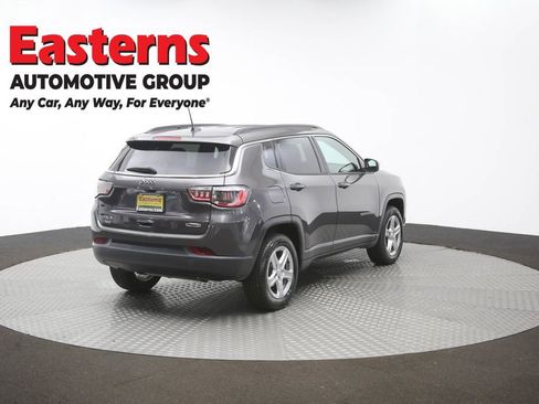 Used 2024 Jeep Compass Latitude AWD/4WD image 35