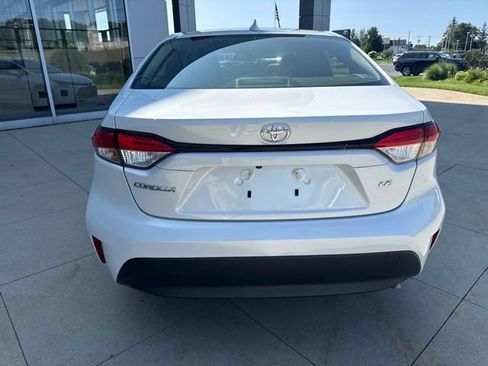 Used 2023 Toyota Corolla LE FWD image 6