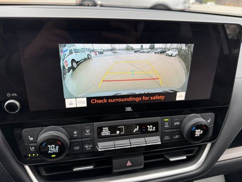 Certified 2024 Toyota Grand Highlander Limited image 21