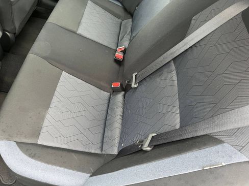 Used 2025 Nissan Versa SV FWD image 35