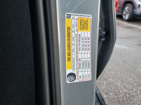 Used 2024 GMC Sierra 1500 Denali w/ Denali Reserve Package AWD/4WD image 32
