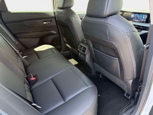 Certified 2026 Nissan Murano SV AWD/4WD image 13