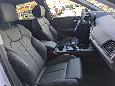 Certified 2024 Audi Q5 e Premium Plus w/ Premium Plus Package image 28