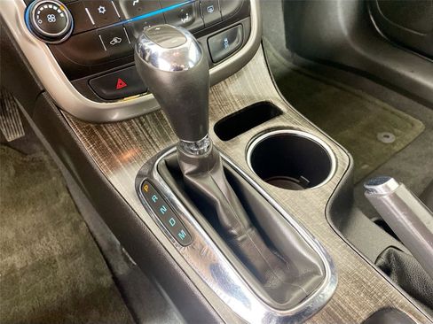 Used 2014 Chevrolet Malibu LT w/ Power Convenience Package image 17
