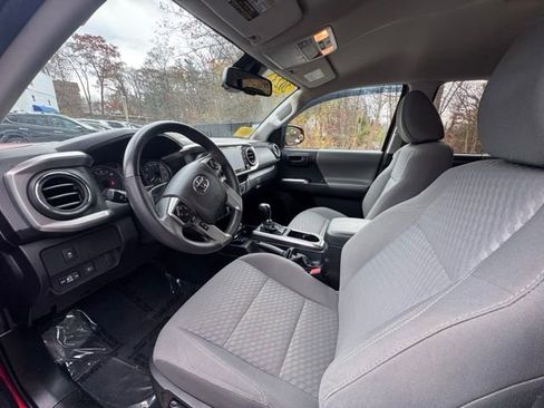 Used 2023 Toyota Tacoma SR5 image 9