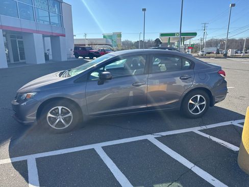 Used 2015 Honda Civic SE image 10