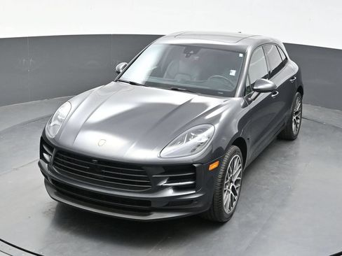 Used 2020 Porsche Macan AWD/4WD image 32
